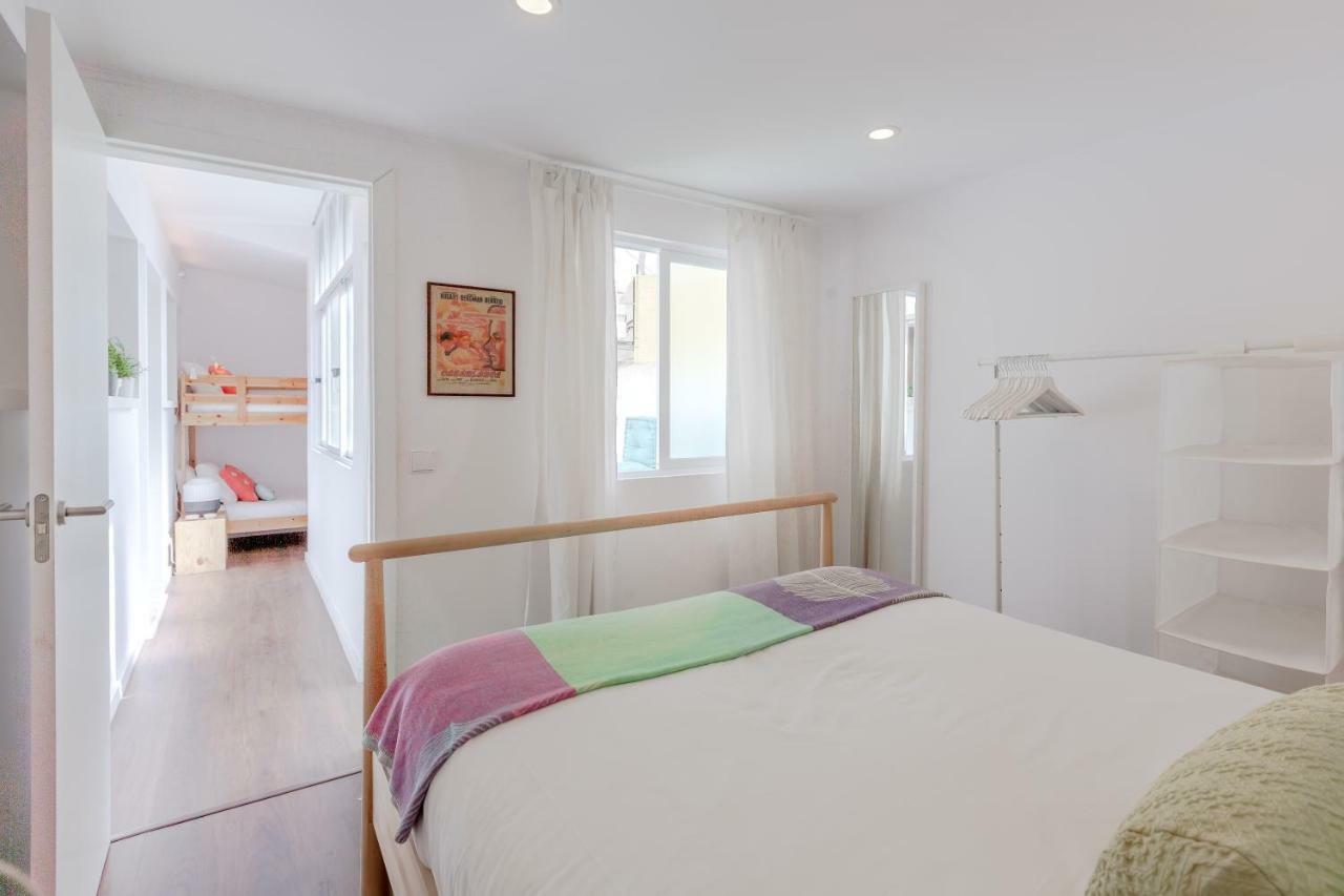 Sunny Apartment With Patio, By Timecooler Lisbona Esterno foto