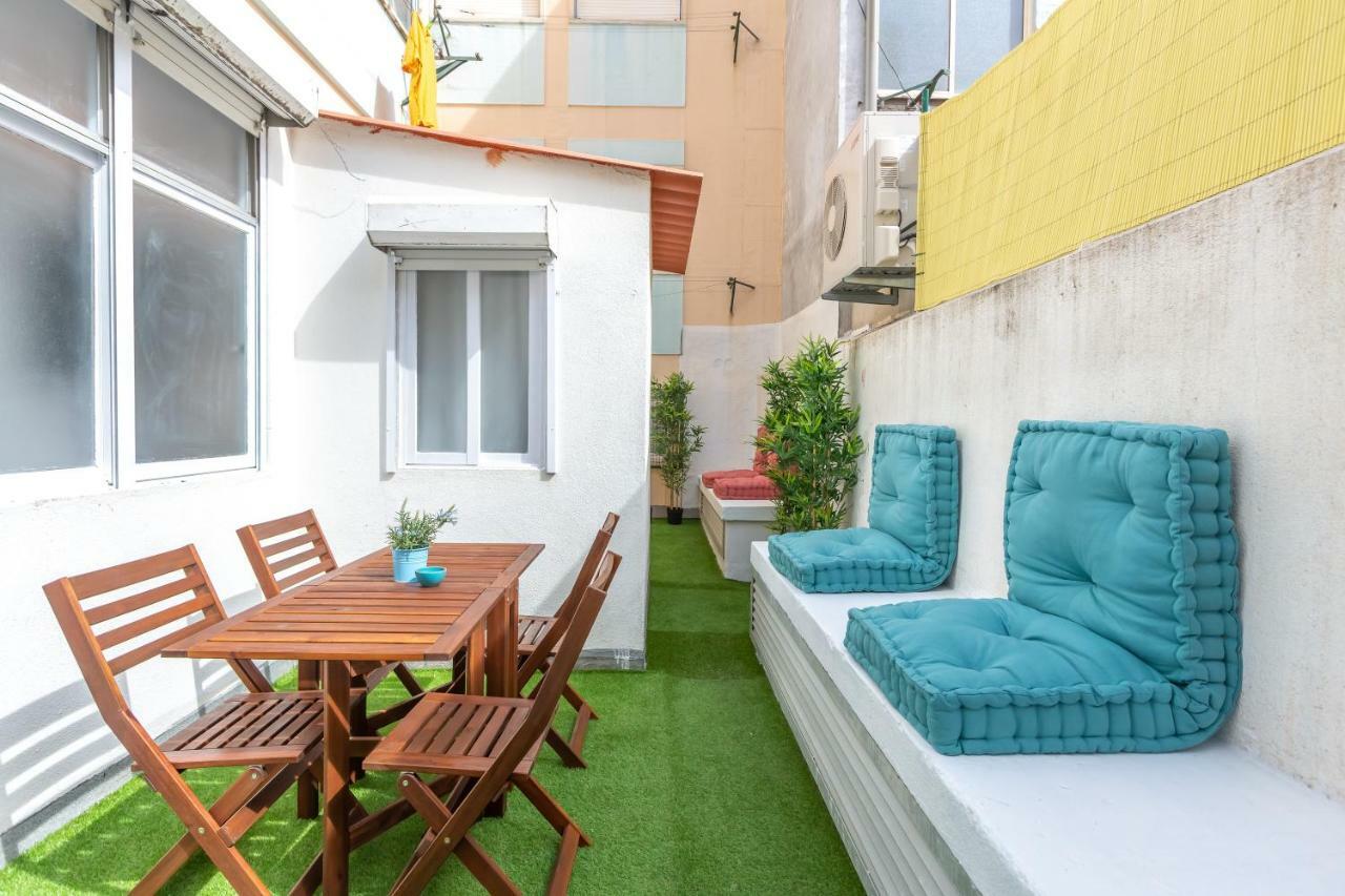 Sunny Apartment With Patio, By Timecooler Lisbona Esterno foto